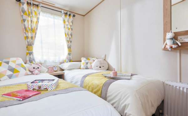 5 Abi Malham Twin Bedroom