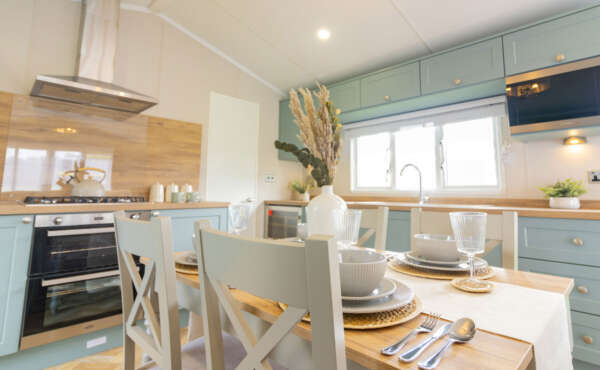 Sunseeker Thornton Dining Table