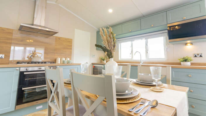 Sunseeker Thornton Dining Table