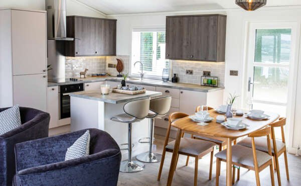 Pathfinder tuscany kitchen dining area web