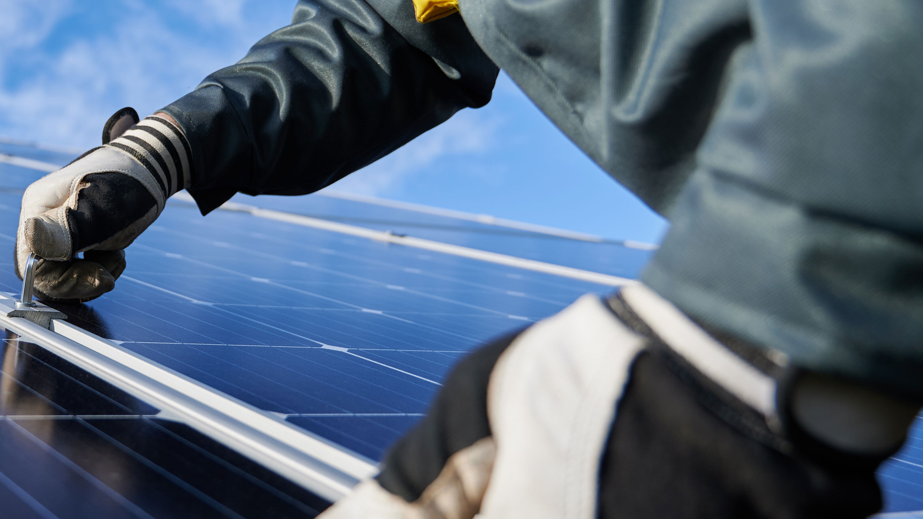 Installation Solar Panels Holiday Home